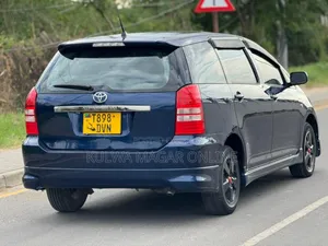 Toyota Wish 2006 Blue