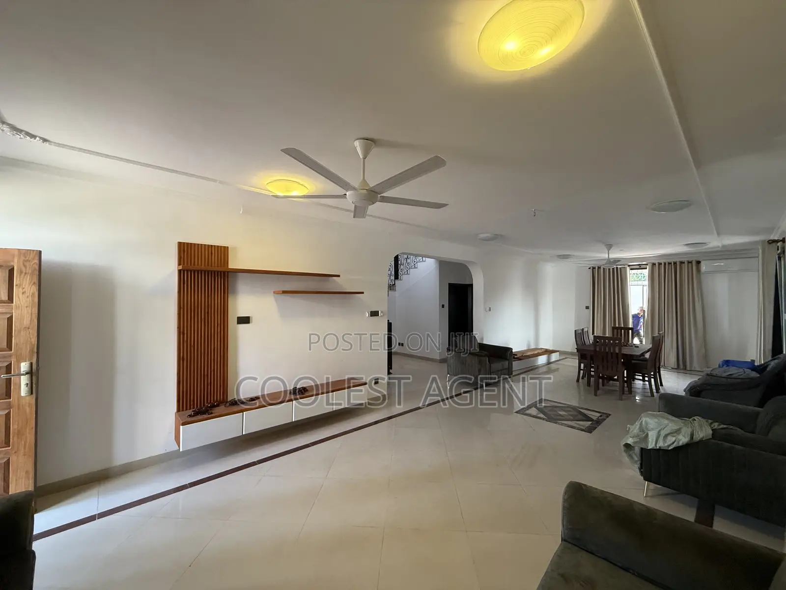 Furnished 4bdrm Villa in Coolest Estate for rent
