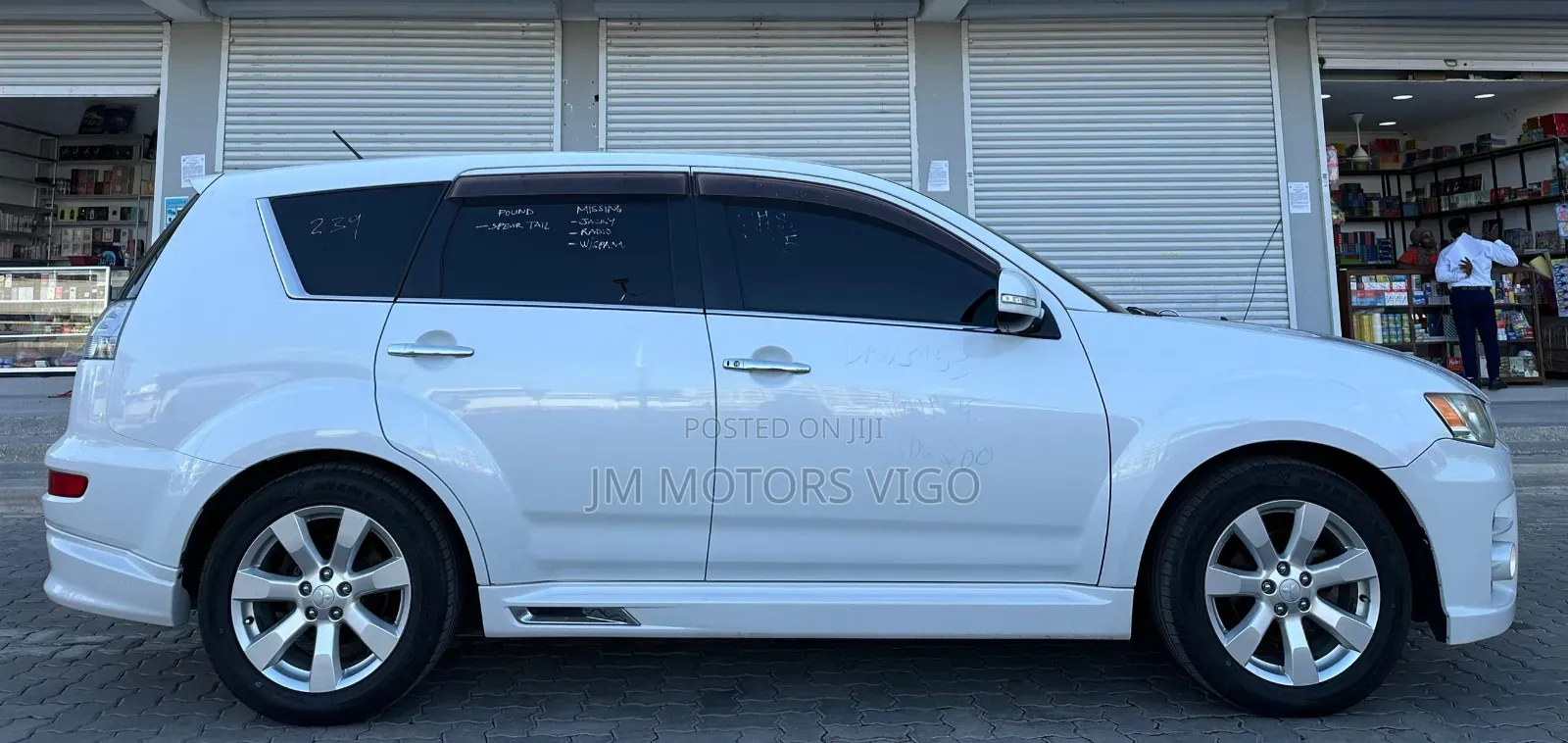 Mitsubishi Outlander 2010 Pearl