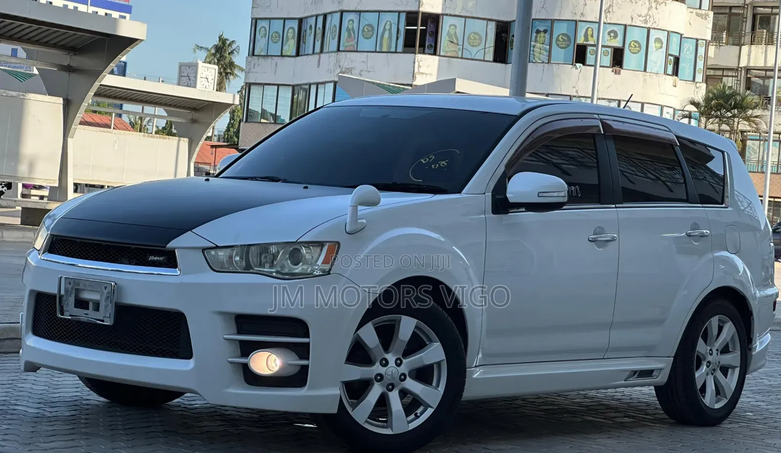 Mitsubishi Outlander 2010 Pearl