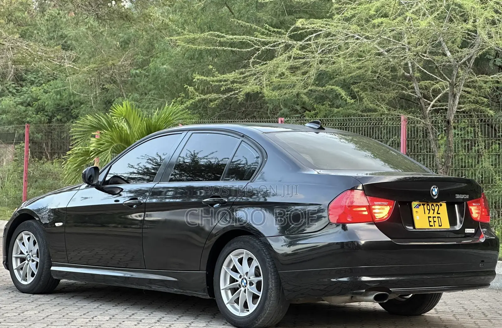 BMW 3 Series 2011 Black