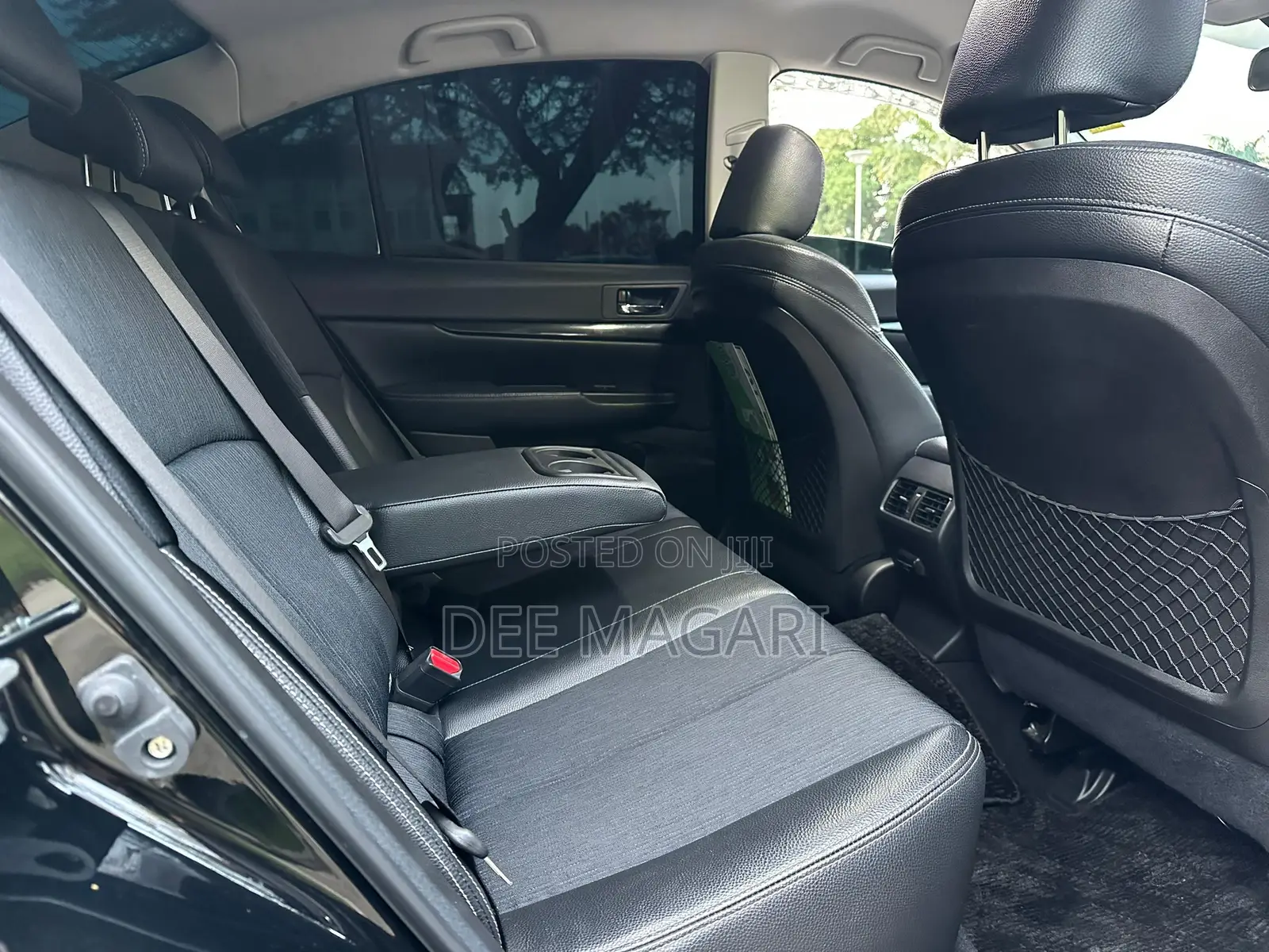 Subaru Legacy 2010 Black