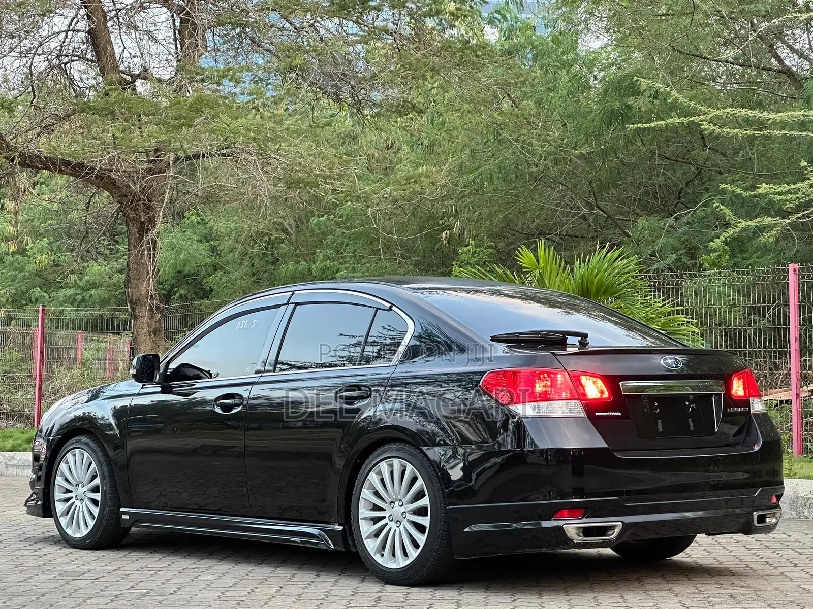 Subaru Legacy 2010 Black