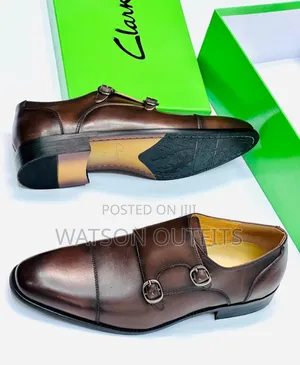 Viatu Vya 2 Buckles Vya Ngozi
