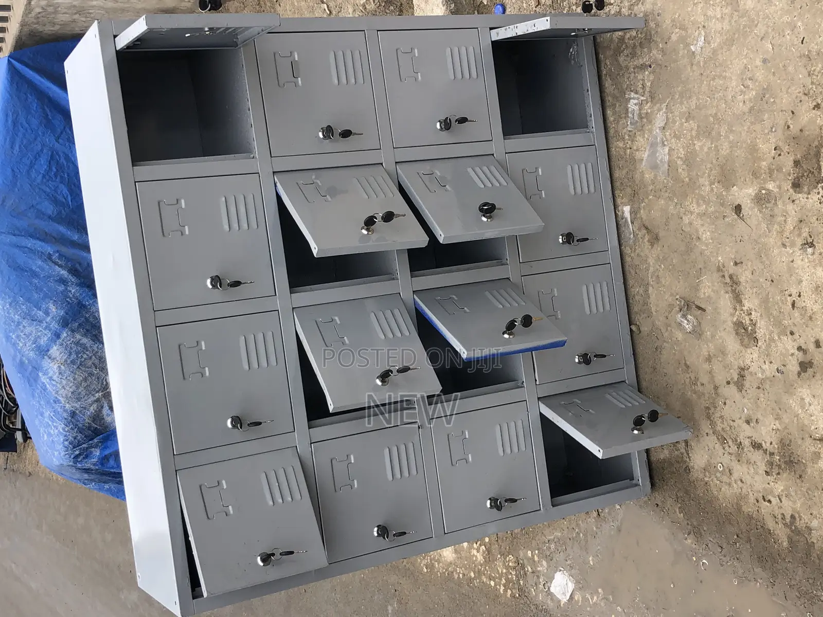 Lockers 16 Drawers
