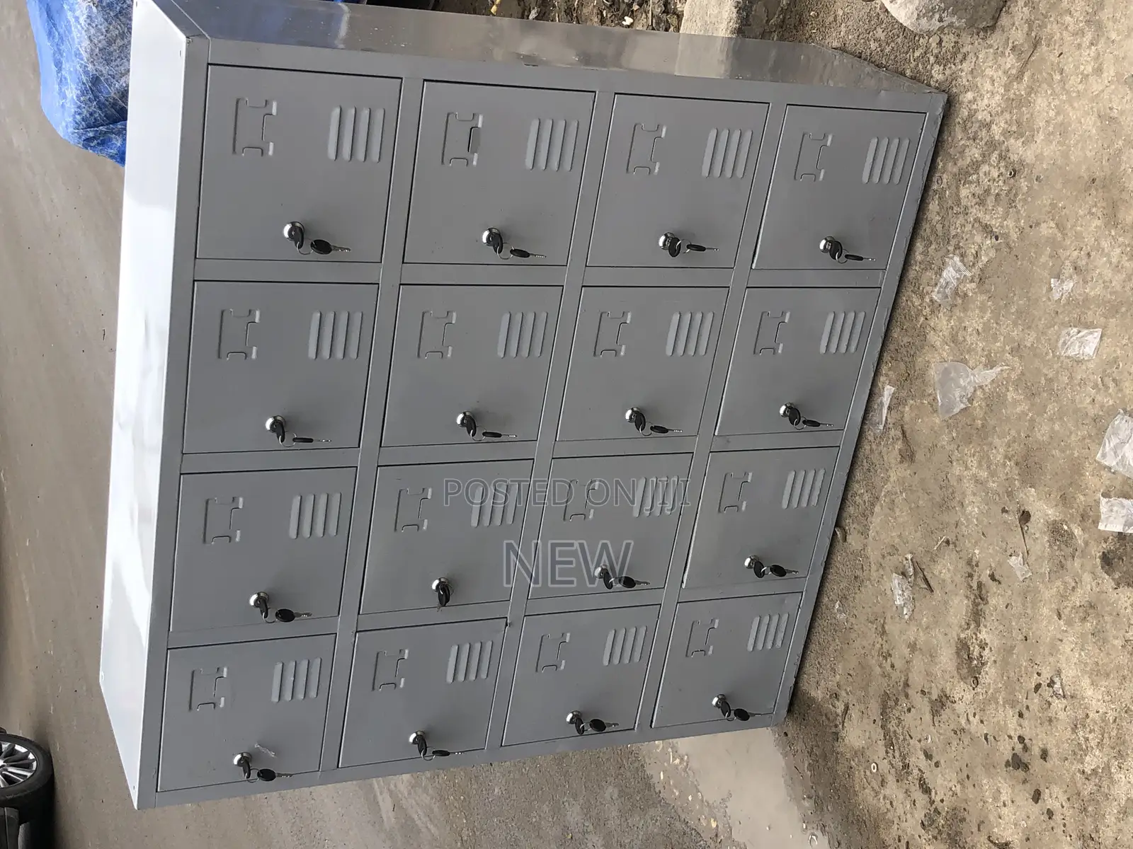 Lockers 16 Drawers