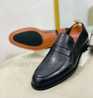 Viatu Classic Vya Kiume