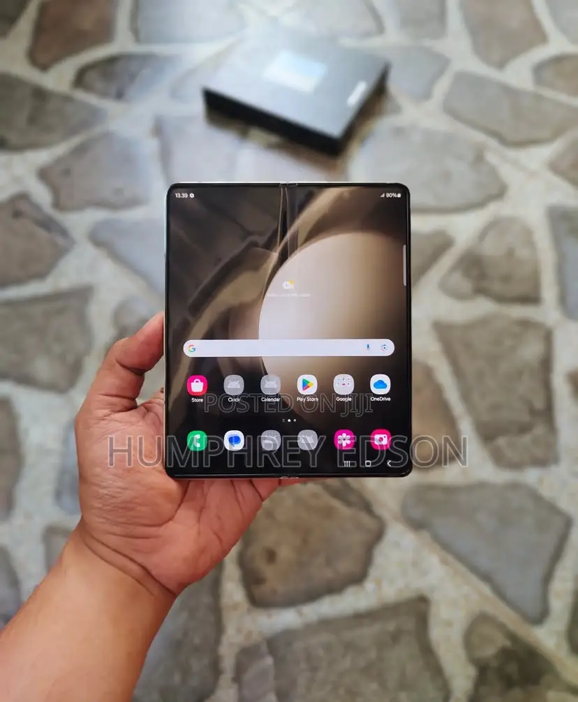 New Samsung Galaxy Z Fold 5 256 GB White