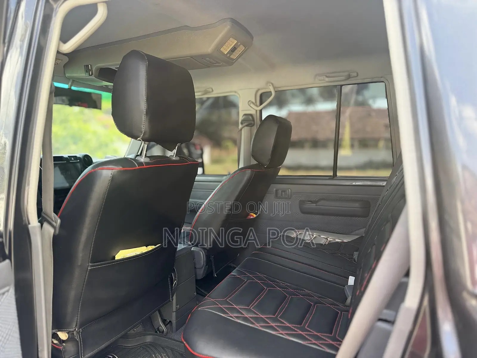 Toyota Land Cruiser 2011 Black
