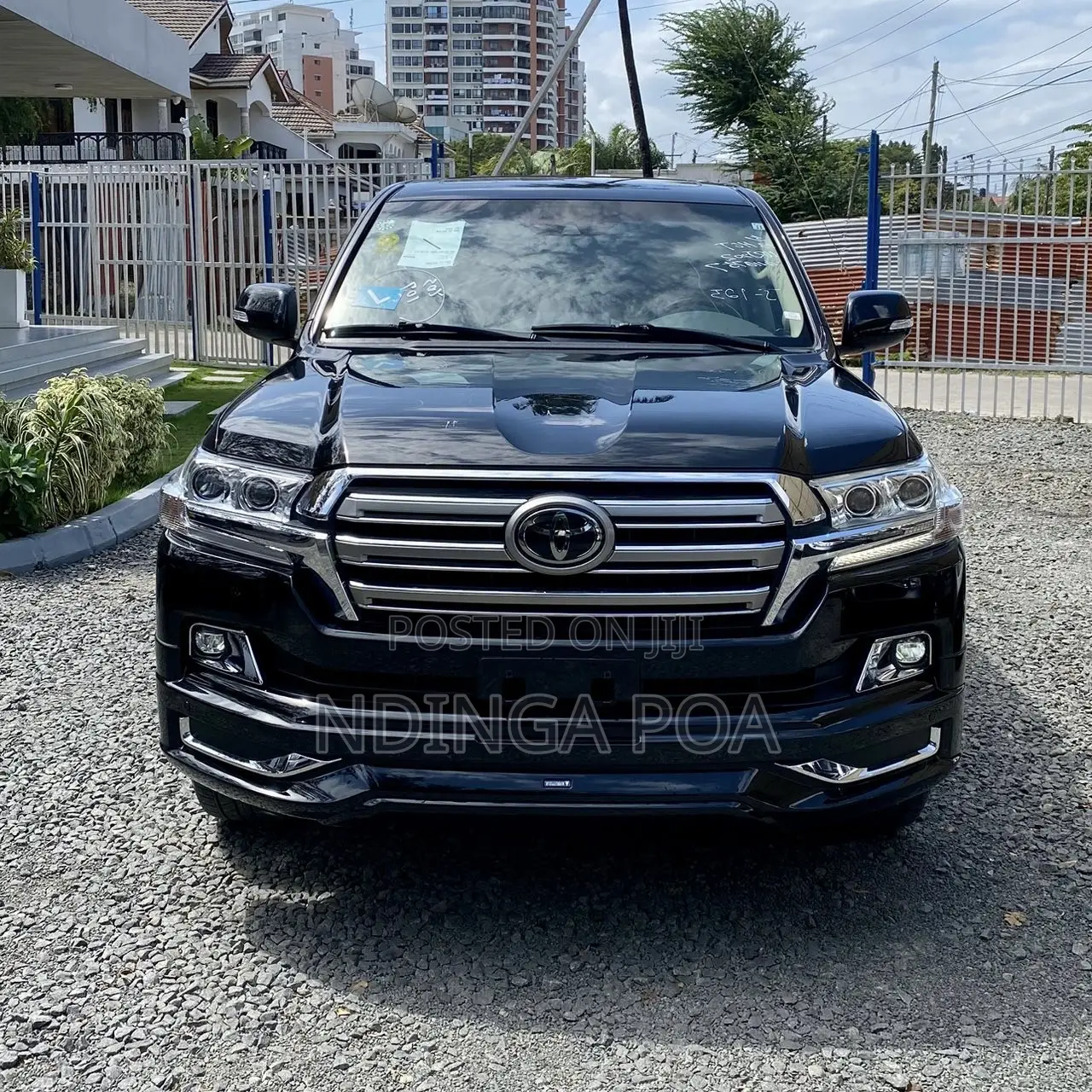 Toyota Land Cruiser 4.6 V8 ZX 2016 Black