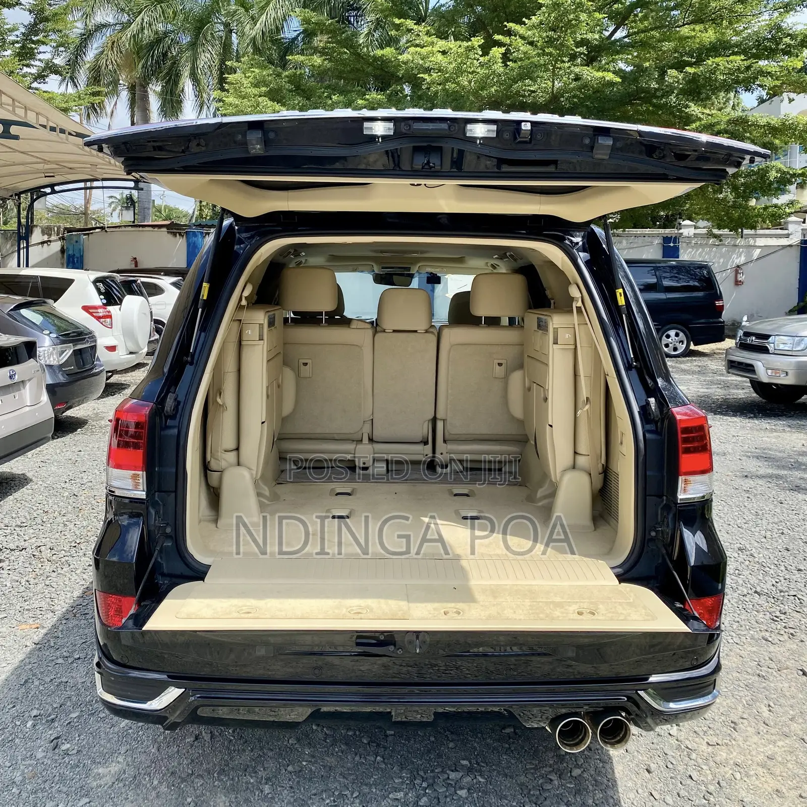 Toyota Land Cruiser 4.6 V8 ZX 2016 Black