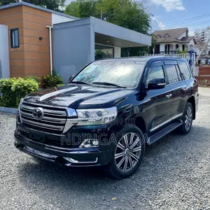 Toyota Land Cruiser 4.6 V8 ZX 2016 Black