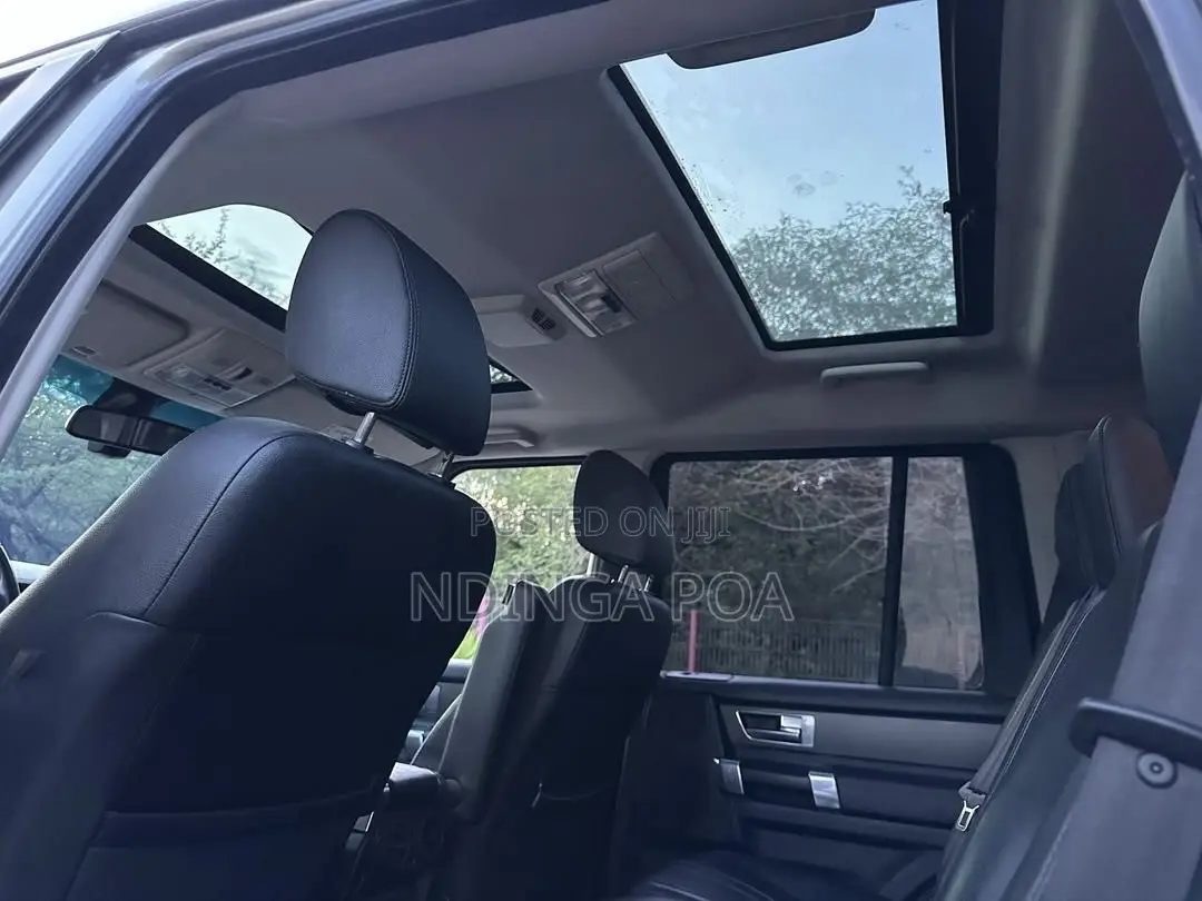 Land Rover Discovery 2015 Gray