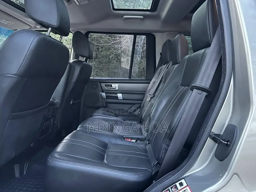 Land Rover Discovery 2015 Gray