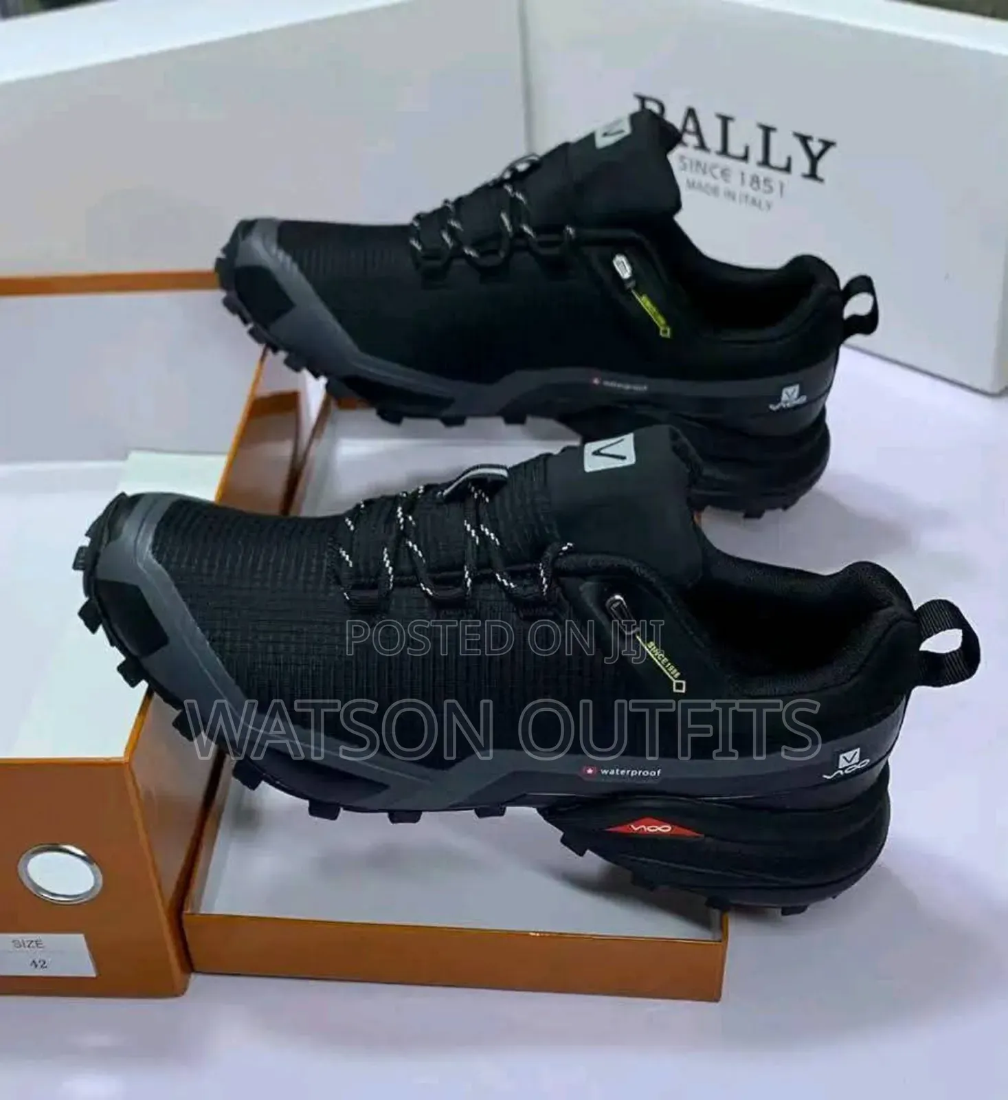 New Vico Unisex Shoes/Footwears Original