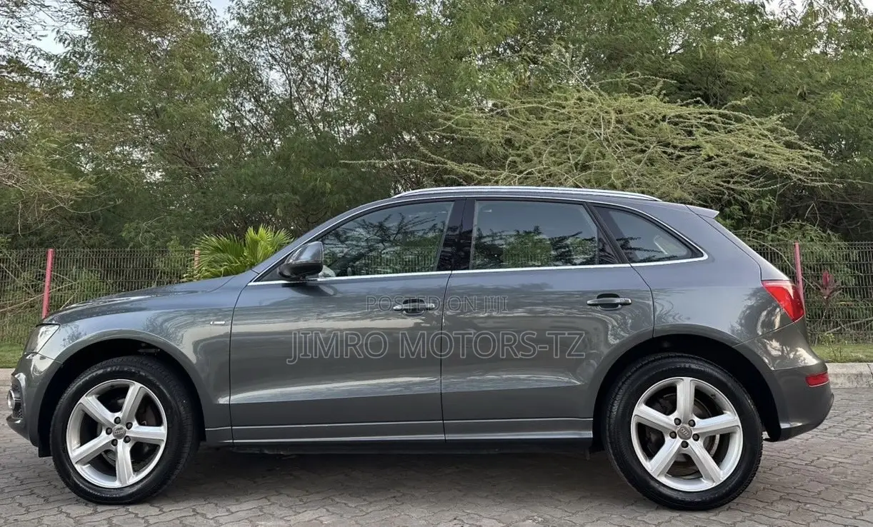 Audi Q5 2014 Gray