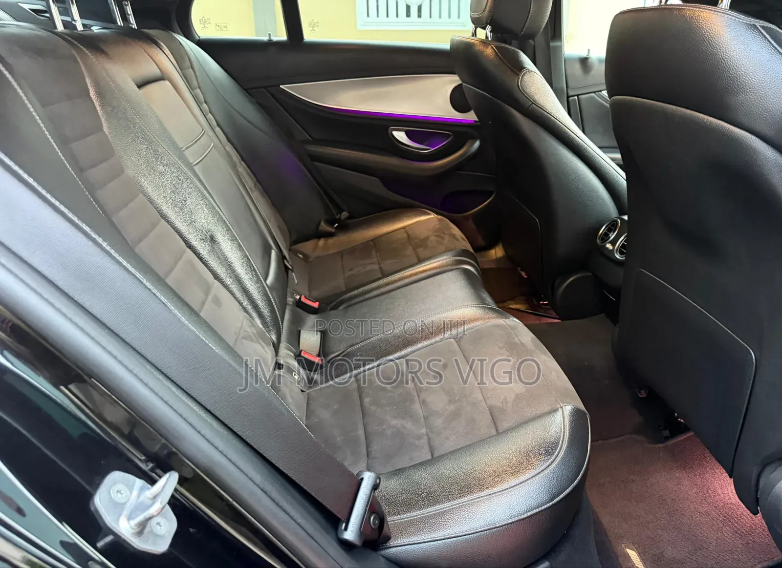 Mercedes-Benz E220 2017 Black