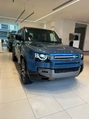Land Rover Defender 2024 Blue