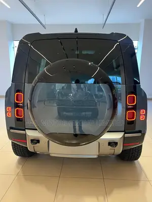 Land Rover Defender 2024 Blue