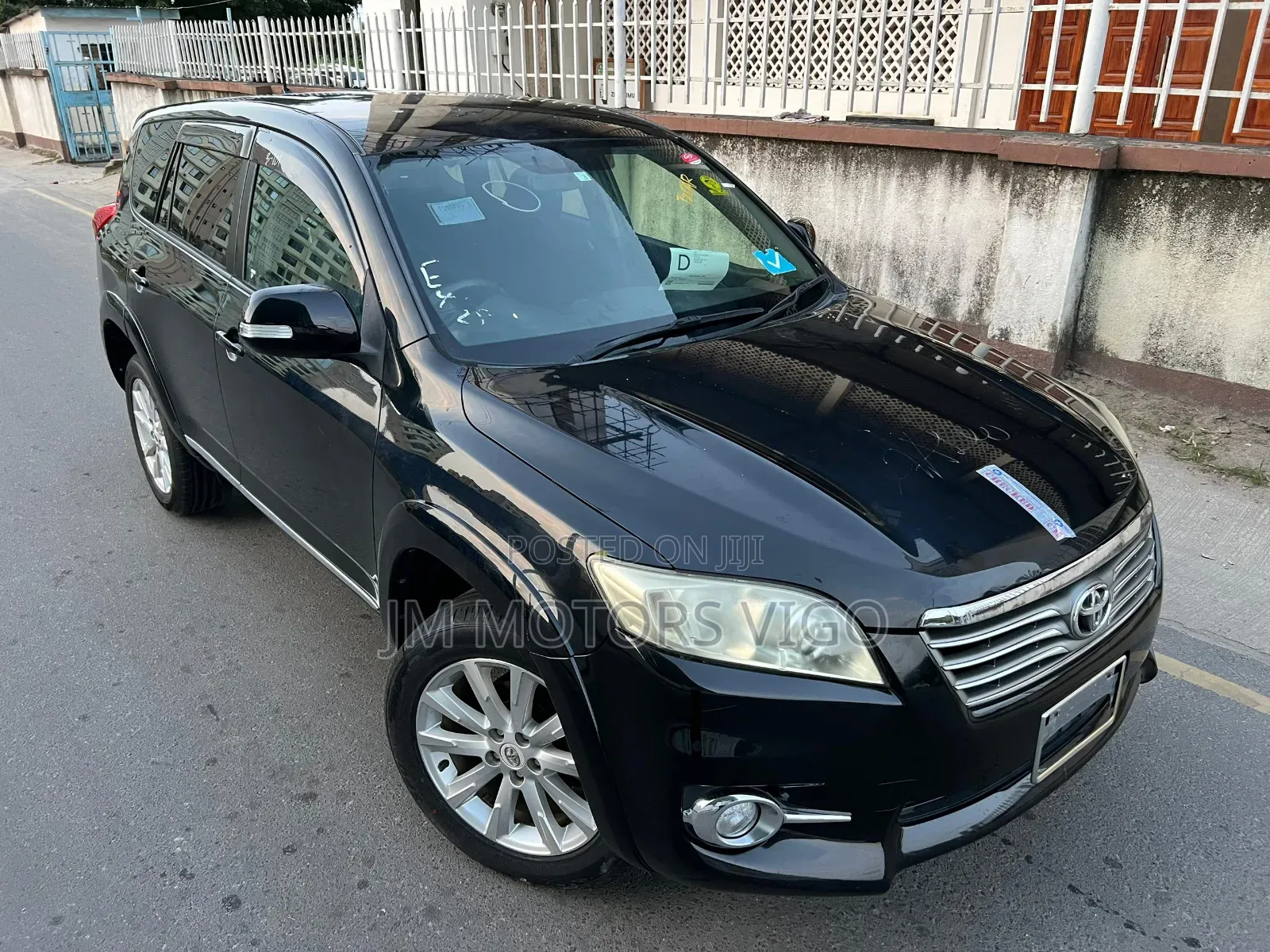 Toyota Vanguard 2010 Black