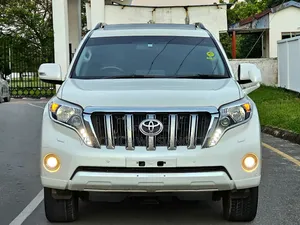 Toyota Land Cruiser Prado 2015 White