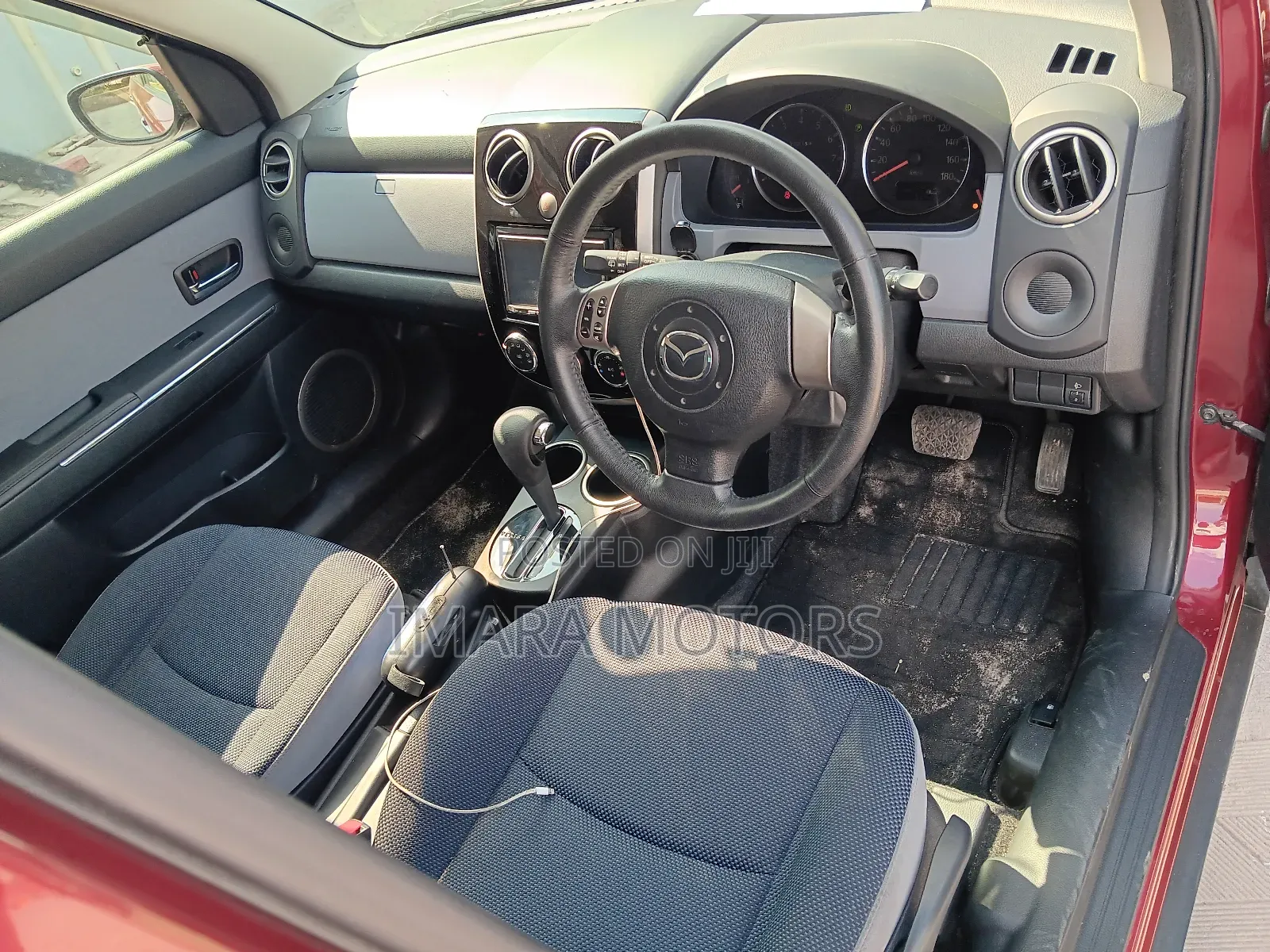 Mazda Verisa 2011 Red