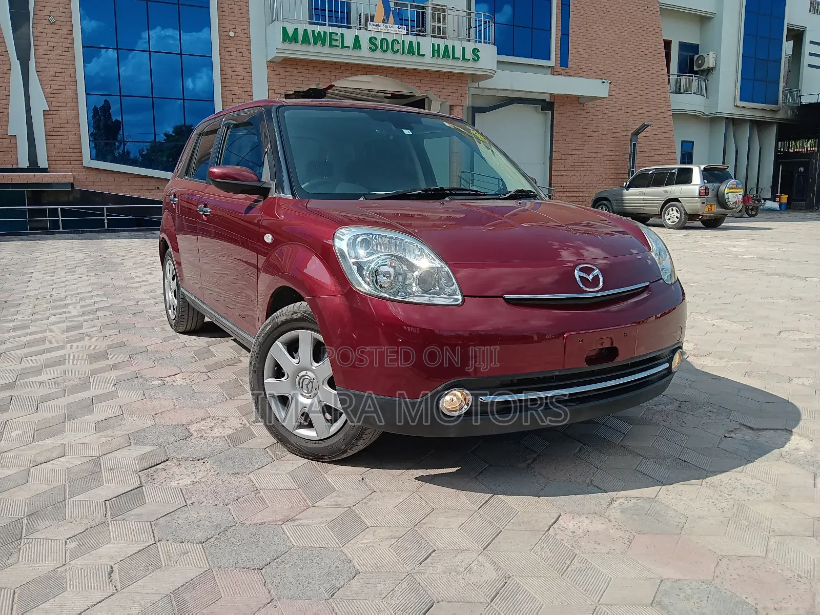 Mazda Verisa 2011 Red