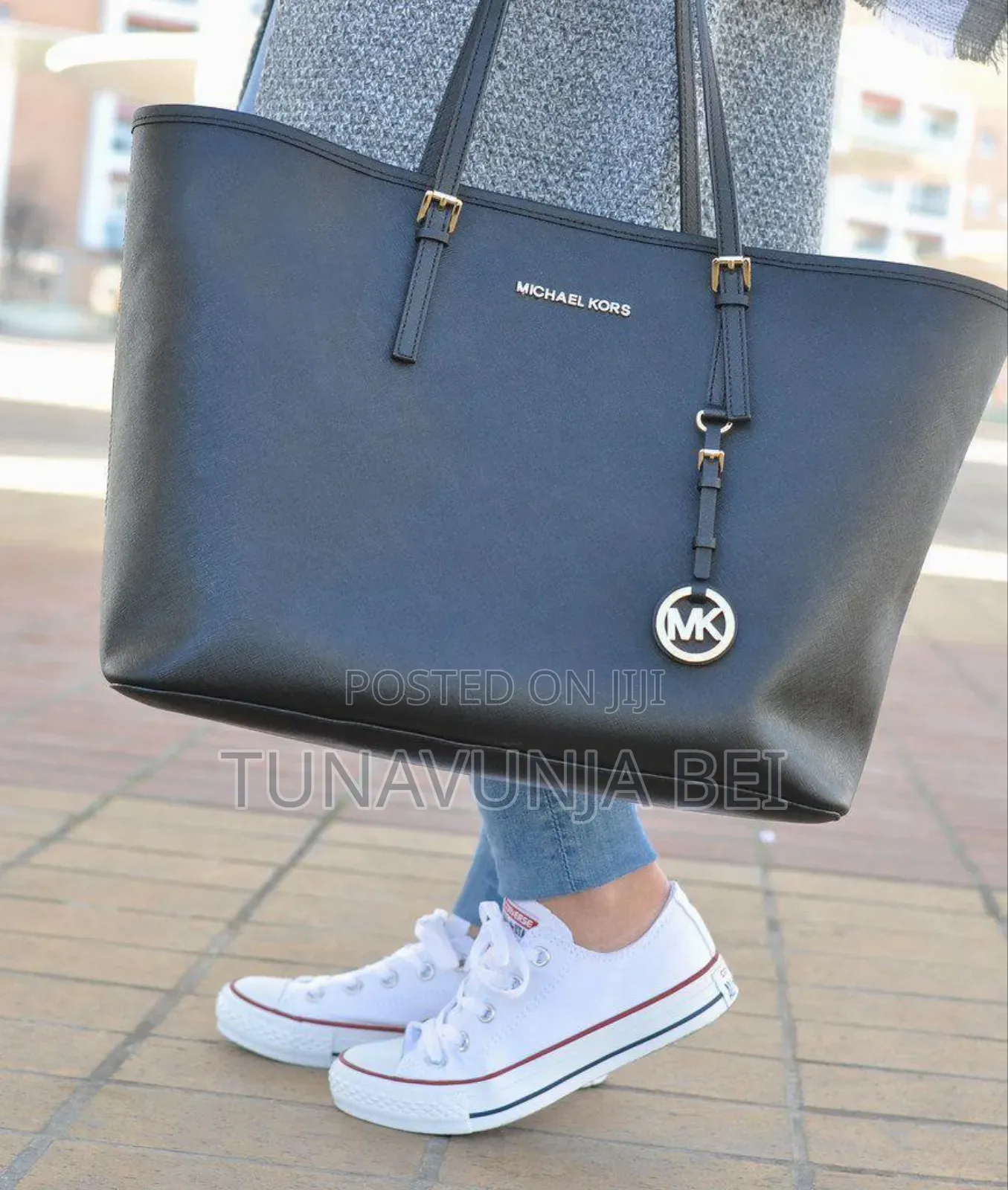Michael Kols / Plain Handbags