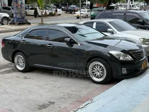 Toyota Crown 2009 Black