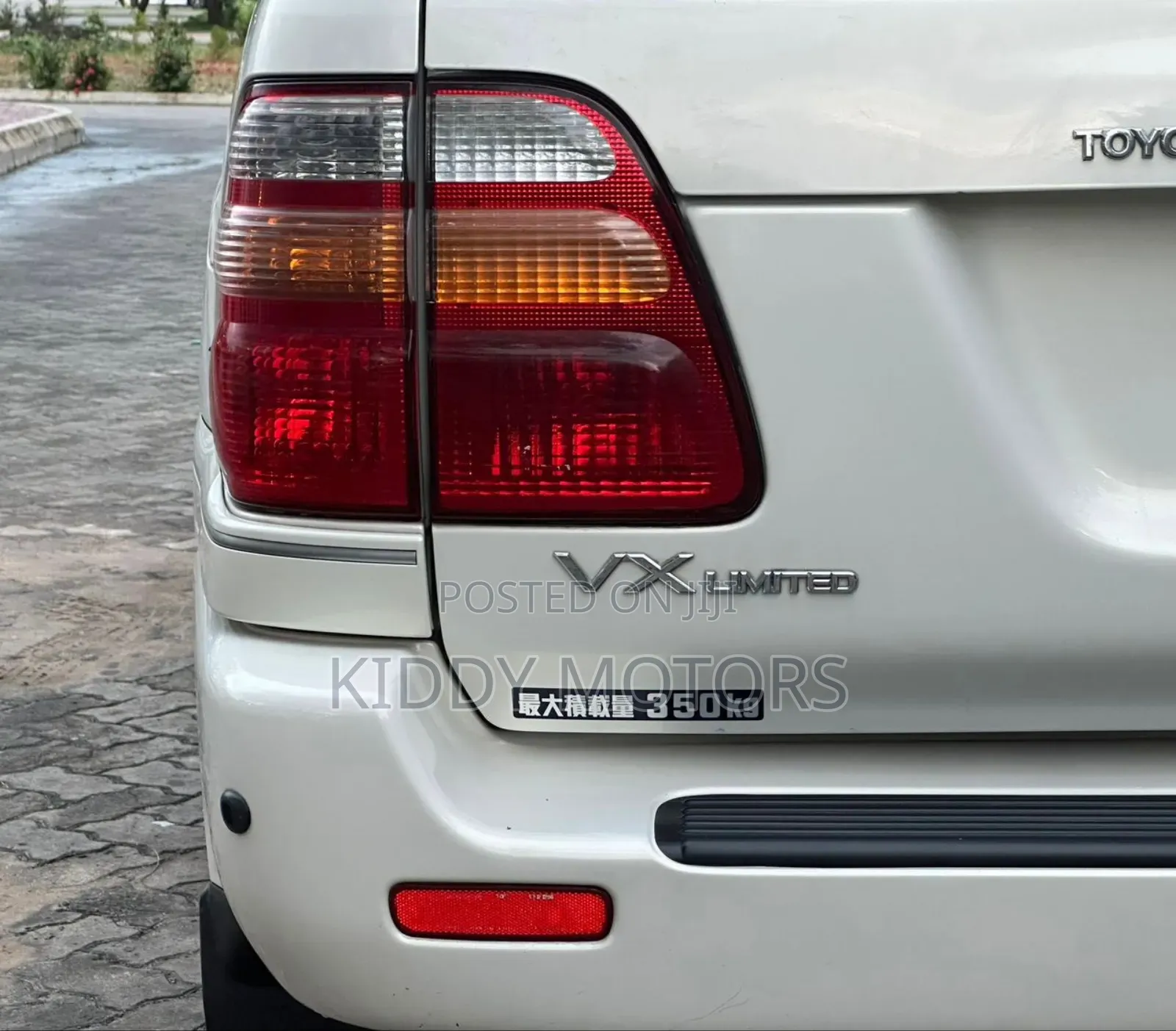 Toyota Land Cruiser 2000 Pearl