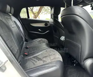 Mercedes-Benz GLC-Class 2017 Pearl