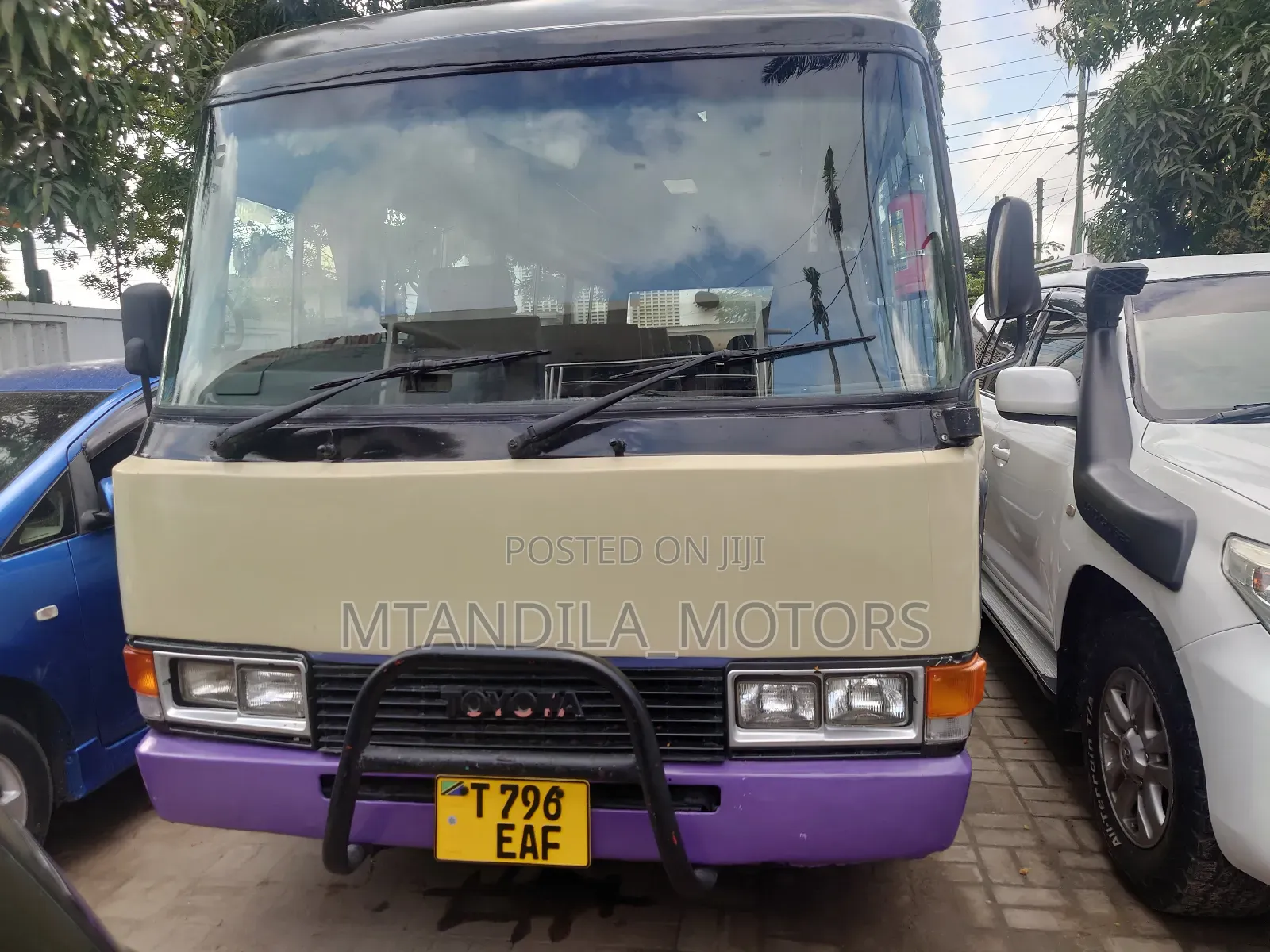 Toyota Coaster 1996 Beige