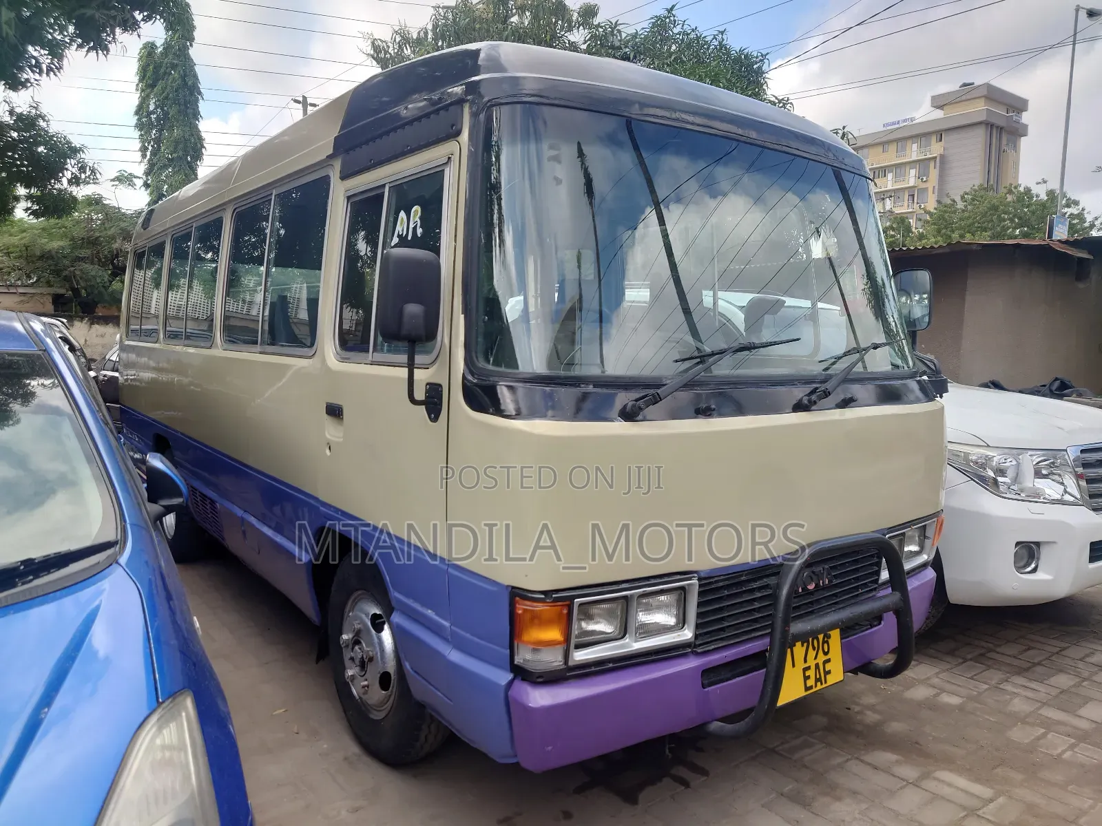 Toyota Coaster 1996 Beige