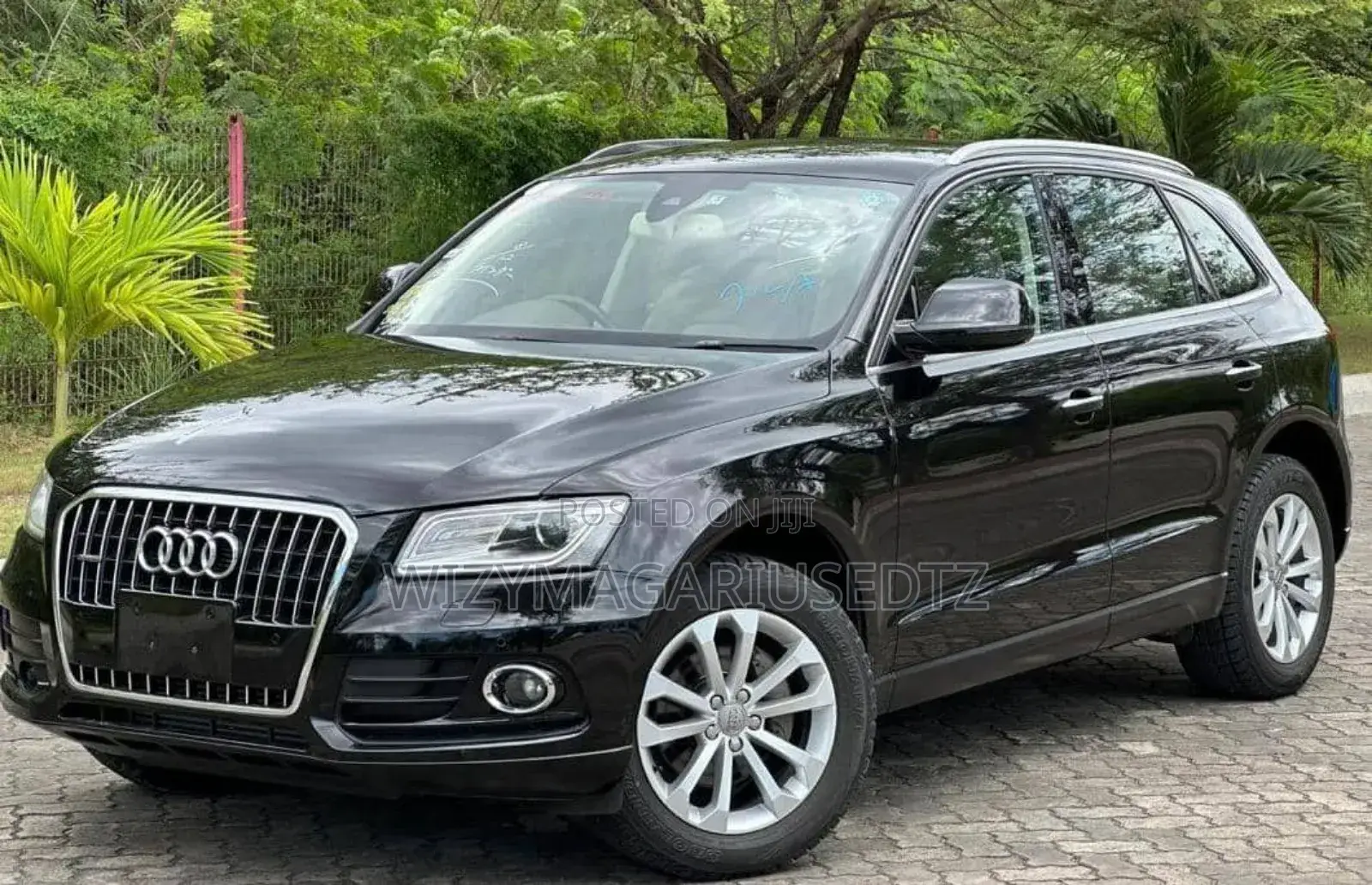 Audi Q5 2015 Matt Black