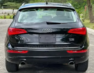 Audi Q5 2015 Matt Black