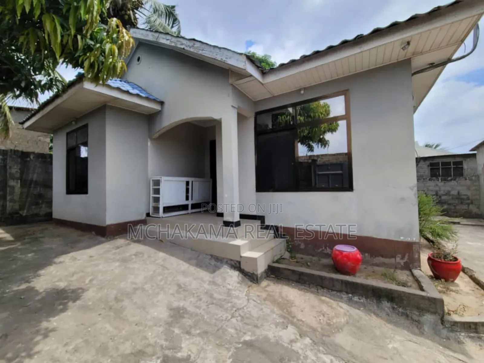 3bdrm House in Yusuph Mchakama, Chamazi for sale