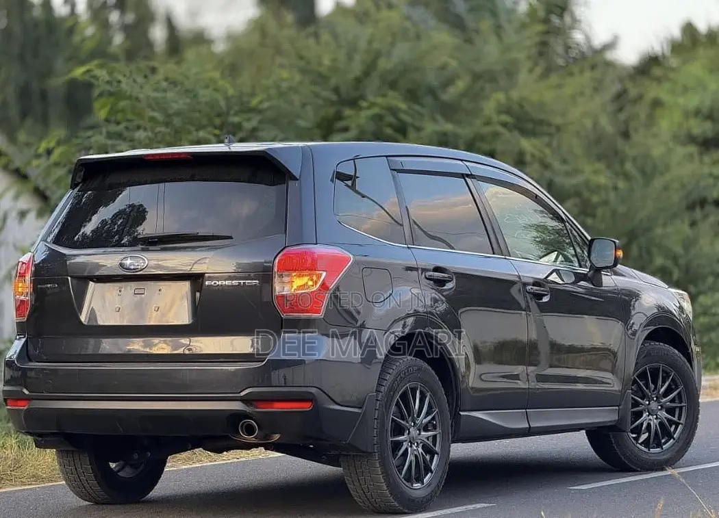 Subaru Forester 2014 Black