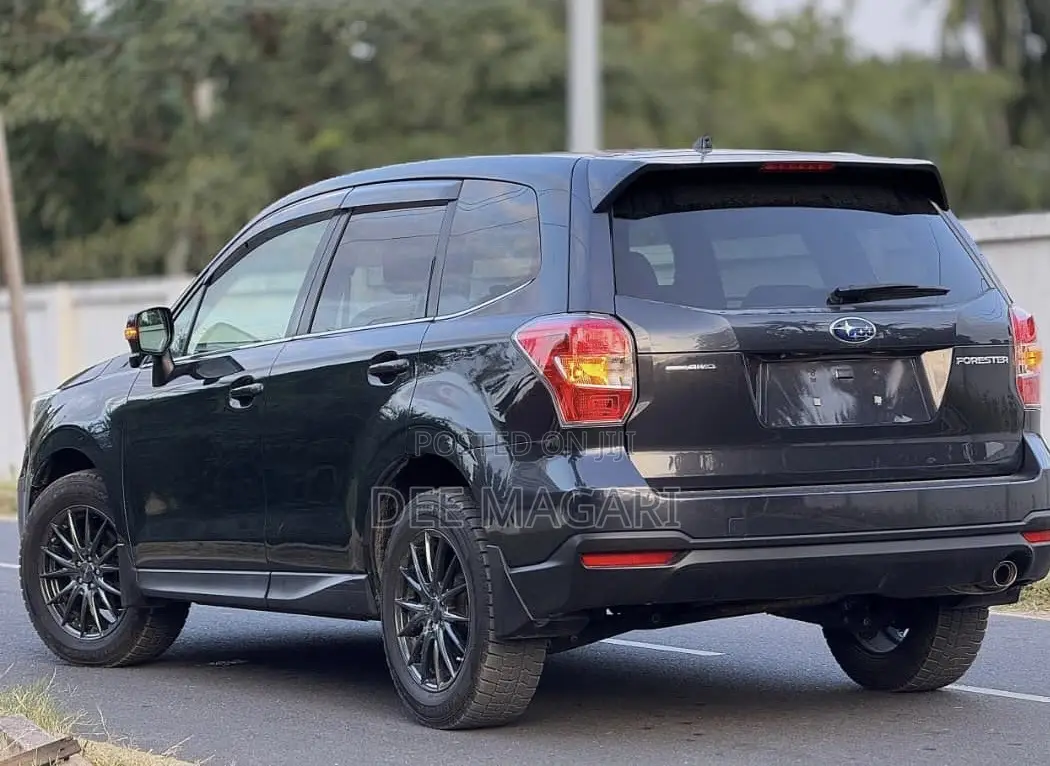 Subaru Forester 2014 Black