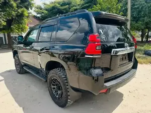 Toyota Land Cruiser Prado 2.8 2020 Black
