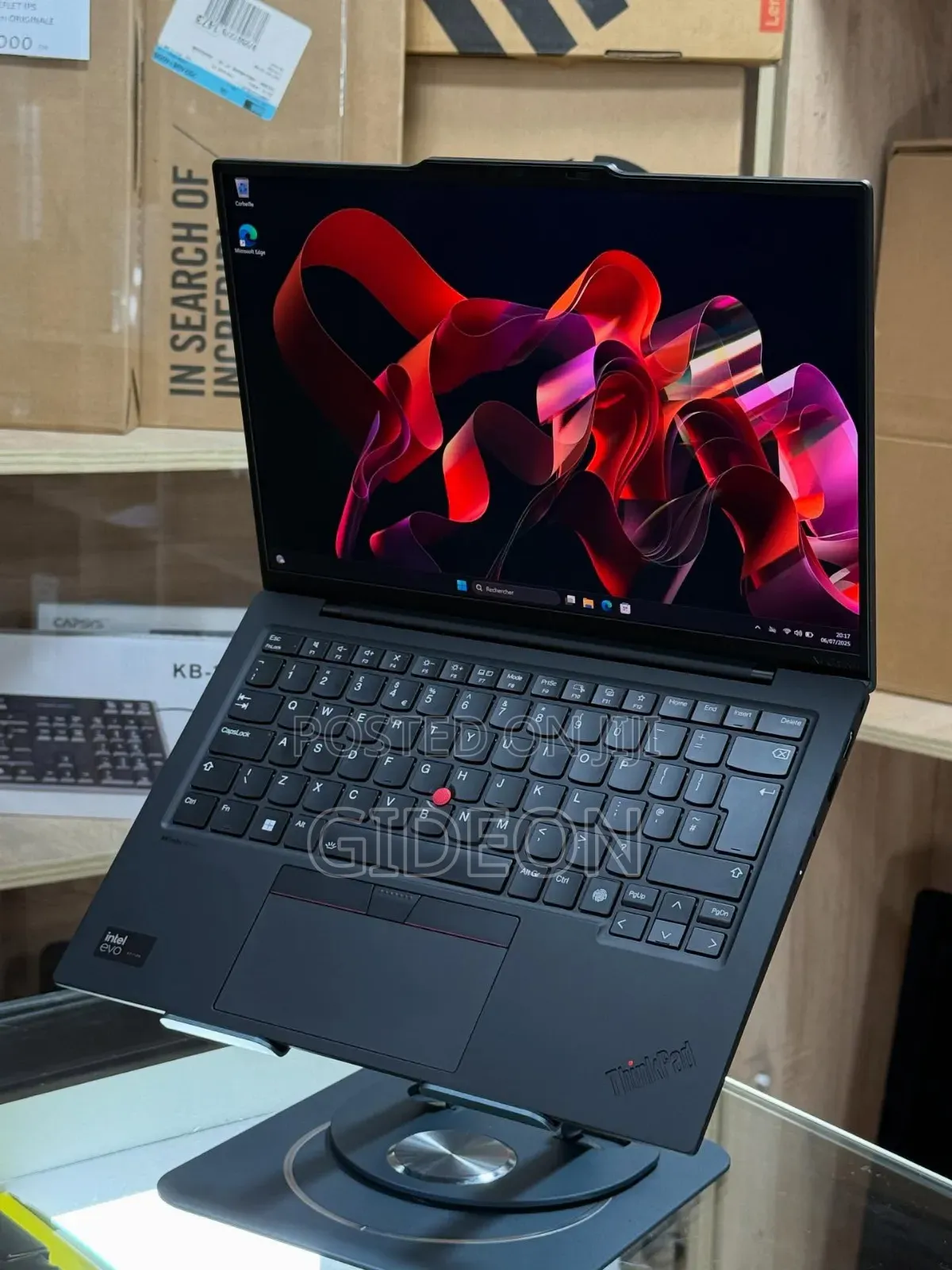 New Lenovo ThinkPad X1 Carbon Gen11 32GB Intel Core Ultra 7 SSD 1T