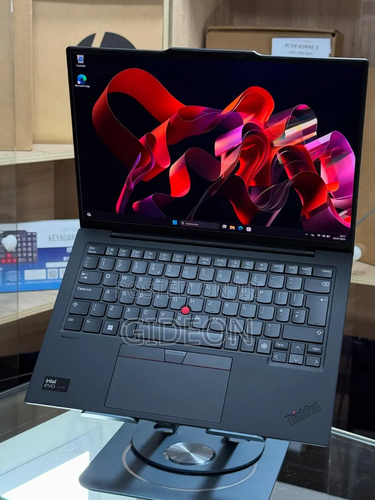 New Lenovo ThinkPad X1 Carbon Gen11 32GB Intel Core Ultra 7 SSD 1T