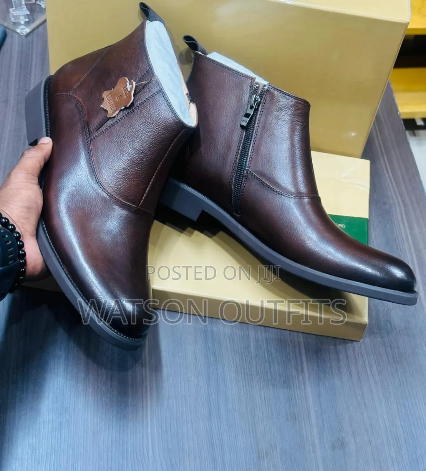 Men's Boots or Travolta or High Cutting Footwears Elegant