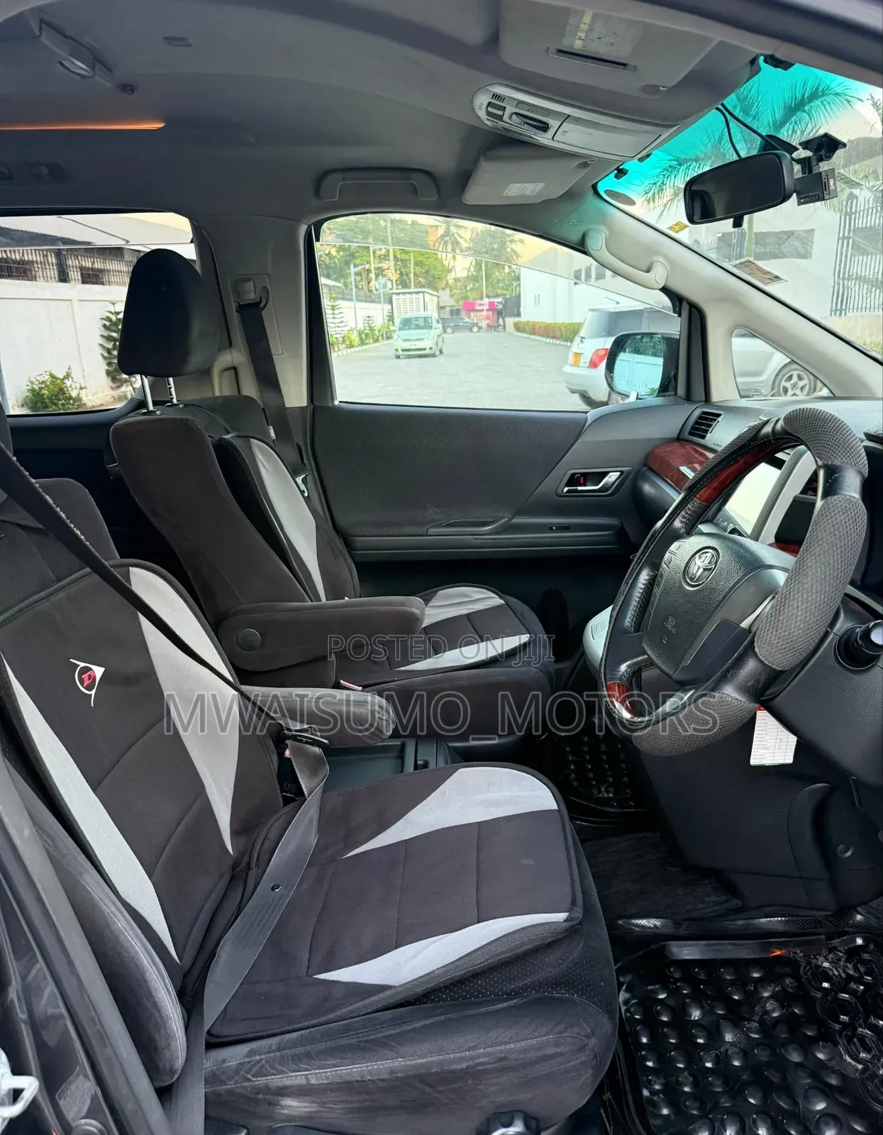 Toyota Vellfire 2009 Gray