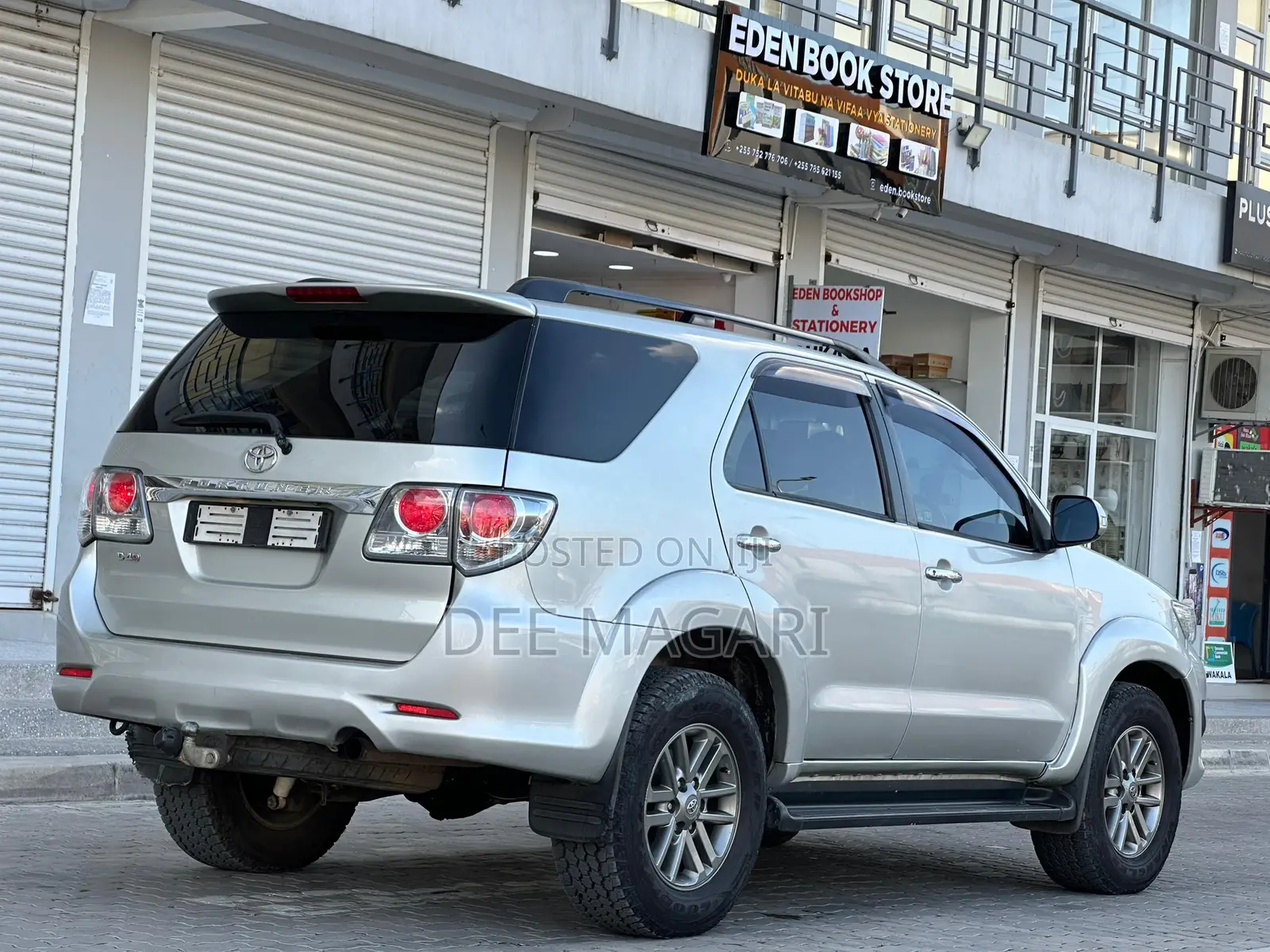 Toyota Fortuner 2013 Silver