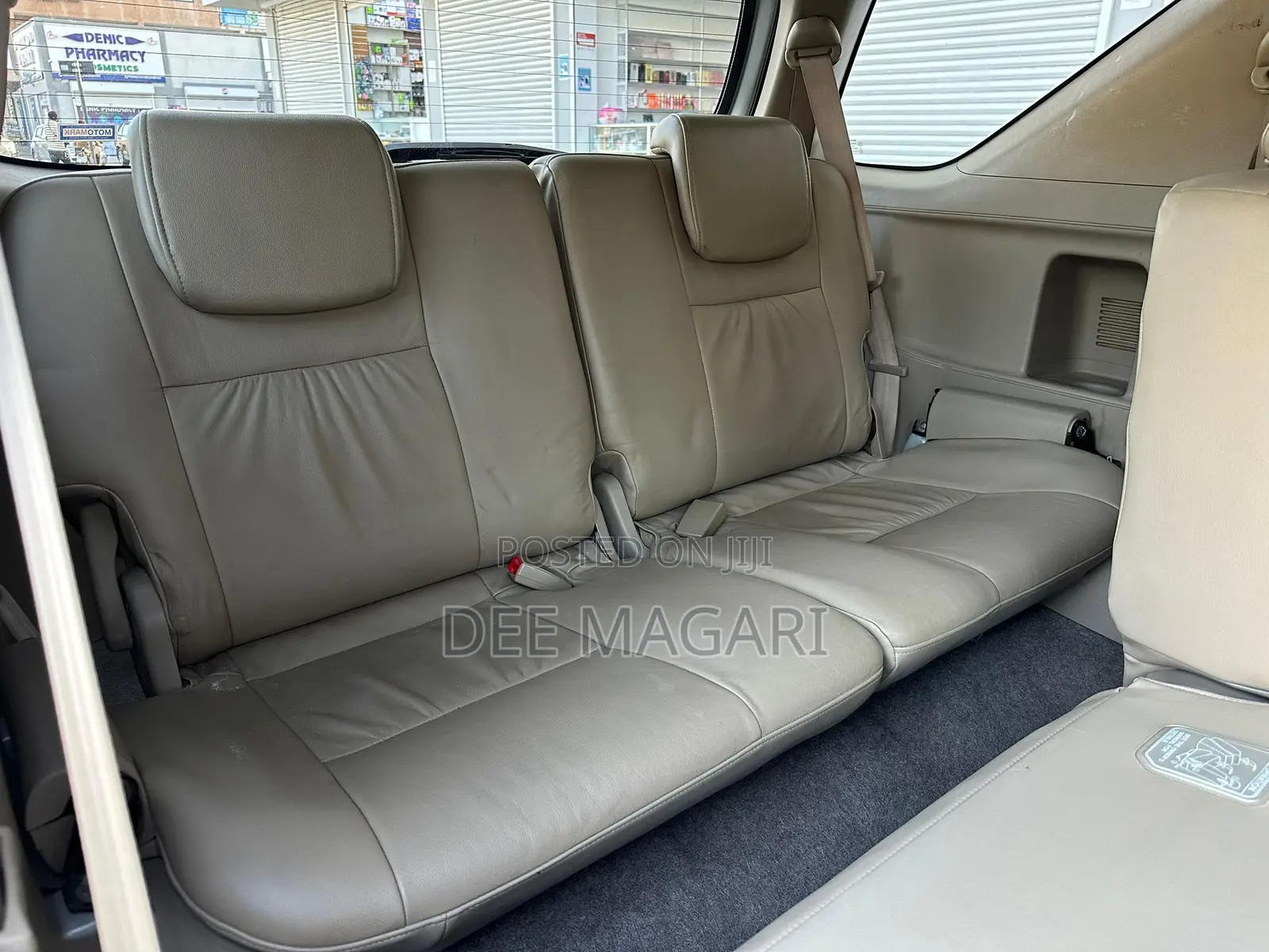 Toyota Fortuner 2013 Silver