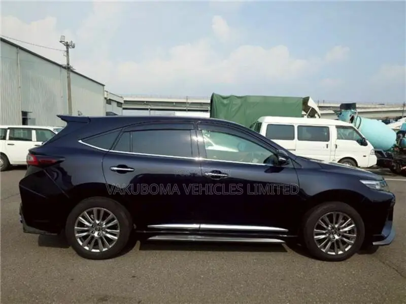 Toyota Harrier 2017 Black