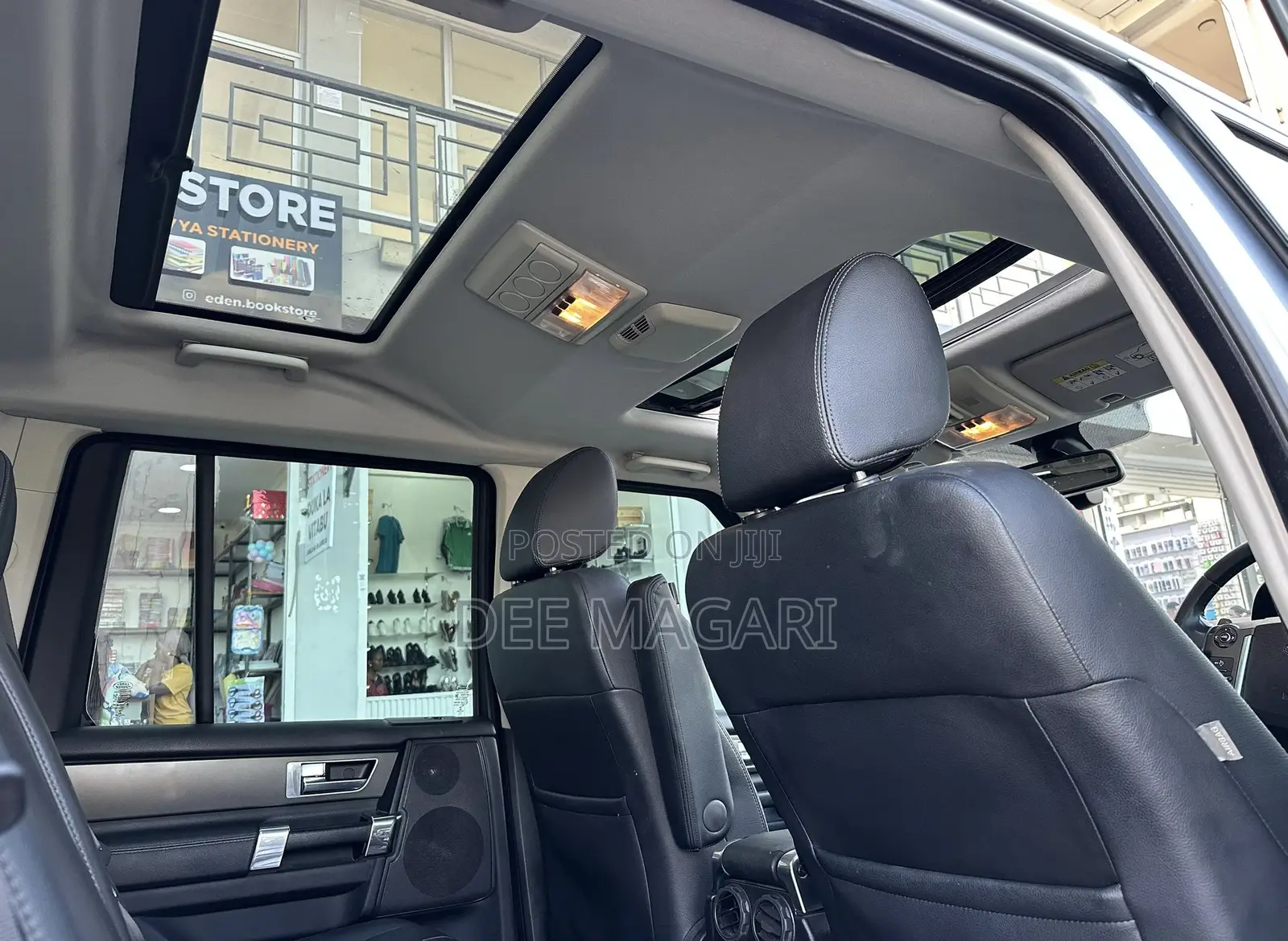 Land Rover Discovery 2014 Blue