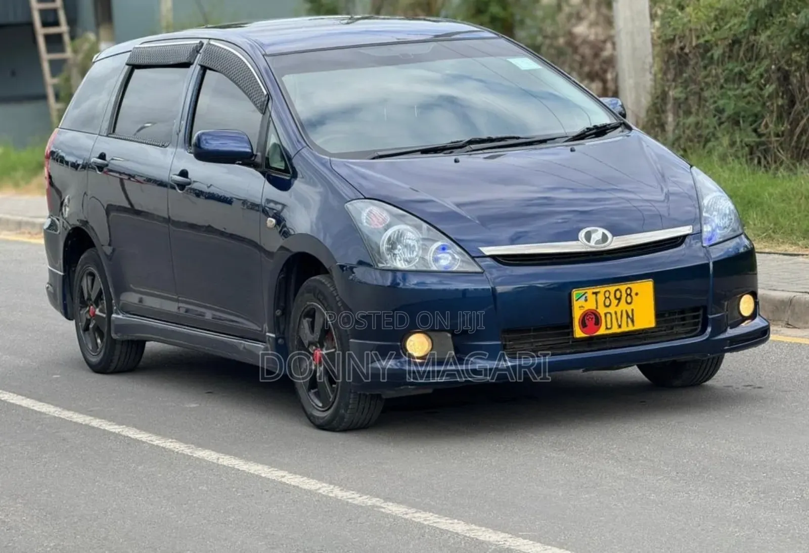 Toyota Wish 2004 Blue