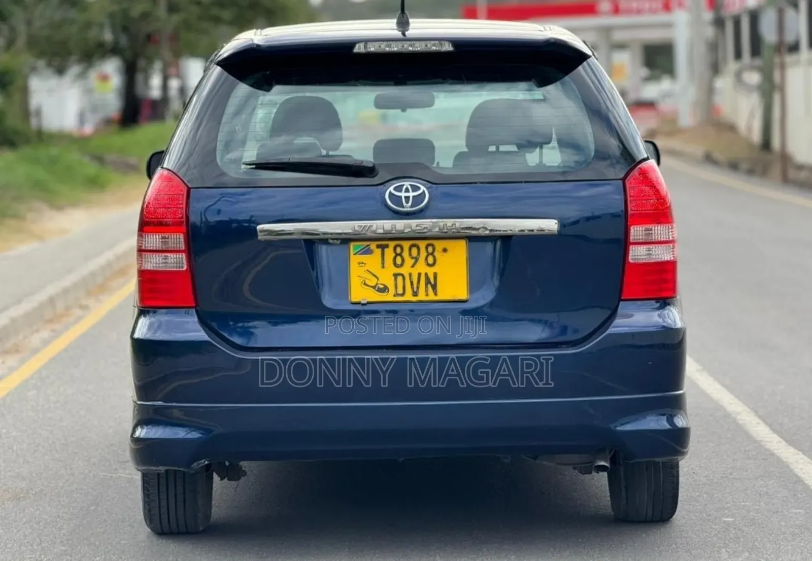 Toyota Wish 2004 Blue