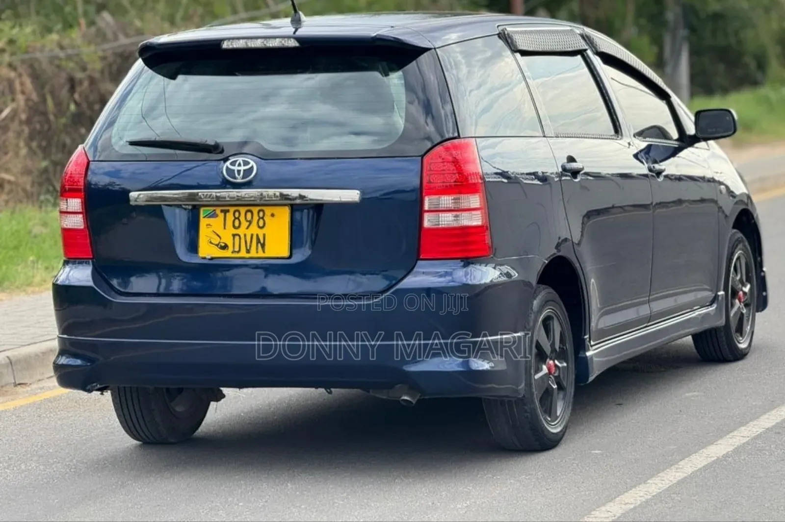Toyota Wish 2004 Blue